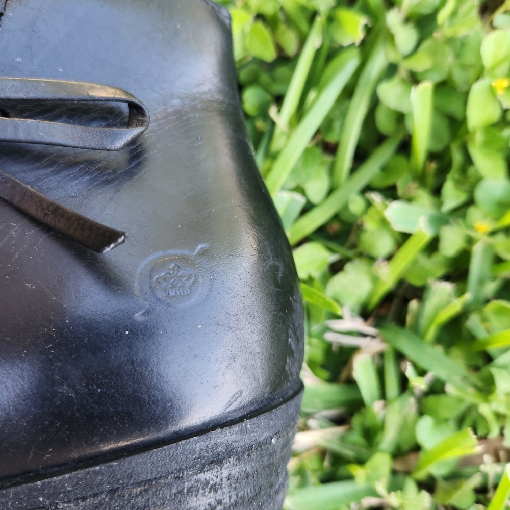 BORN Black Leather Ankle Boots With Bow Size 7 - Picture 2 of 10